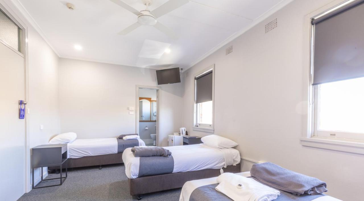 The George Hotel Bathurst Bilik gambar