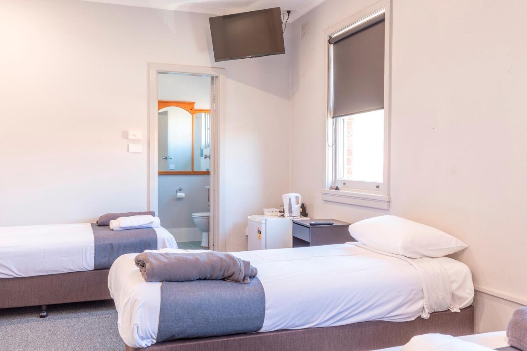 The George Hotel Bathurst Bilik gambar